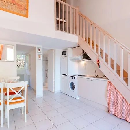 Pavillon Climatise 3 Pieces Avec Piscine, Terrasse, Parking, Et Television - 4 Couchages - Fr-1-409-3 Villa