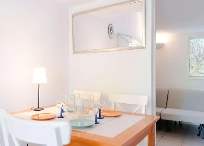 Pavillon Climatise 3 Pieces Avec Piscine, Terrasse, Parking, Et Television - 4 Couchages - Fr-1-409-3 Βίλα *
